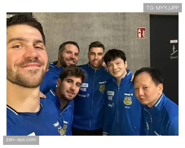 奥纳丘比甲金靴荣光再现：昔日射手闪耀赛场，再续辉煌传奇