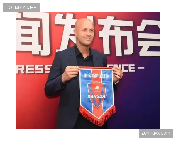 克鲁伊夫战术思想引领现代足球智力革命，重塑球队重建新趋势